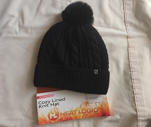 Cozy Lined Knit Pom Beanie - Black